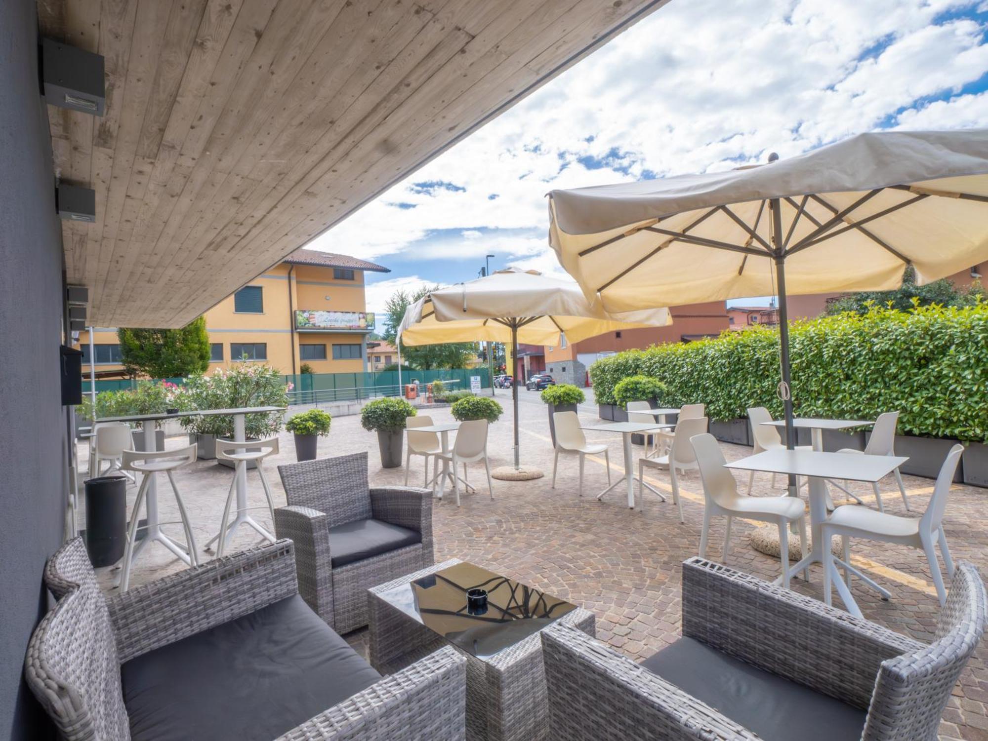 San Valentino Hotel Villa di Serio Esterno foto